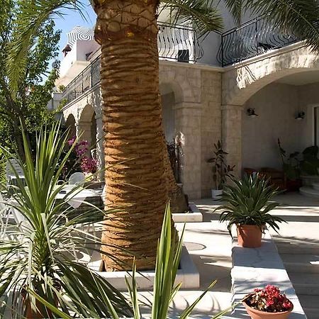 Apartments Marco Polo Banjol Exterior photo